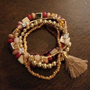 ( 5) Multi Layer Beautiful Bracelets